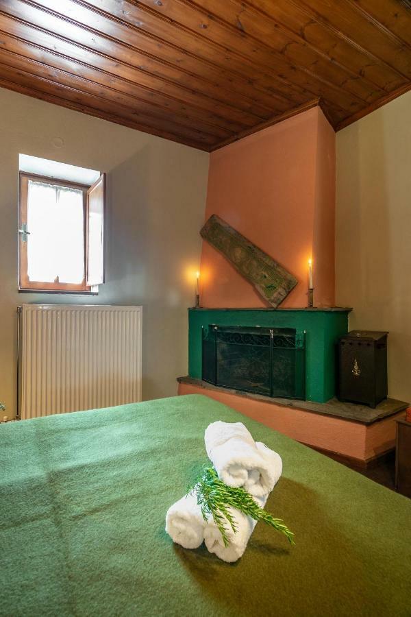 Morfeas Guesthouse Pápingo Eksteriør bilde